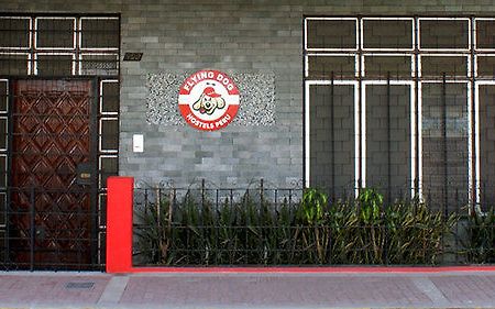 Flying Dog Hostel Iquitos Esterno foto